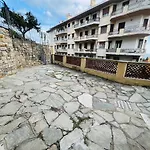 Orange - Apartamento *