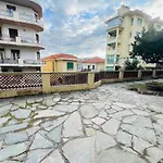 Orange - Apartamento *