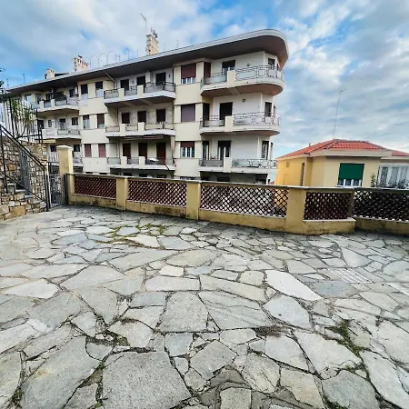 Orange - Διαμέρισμα